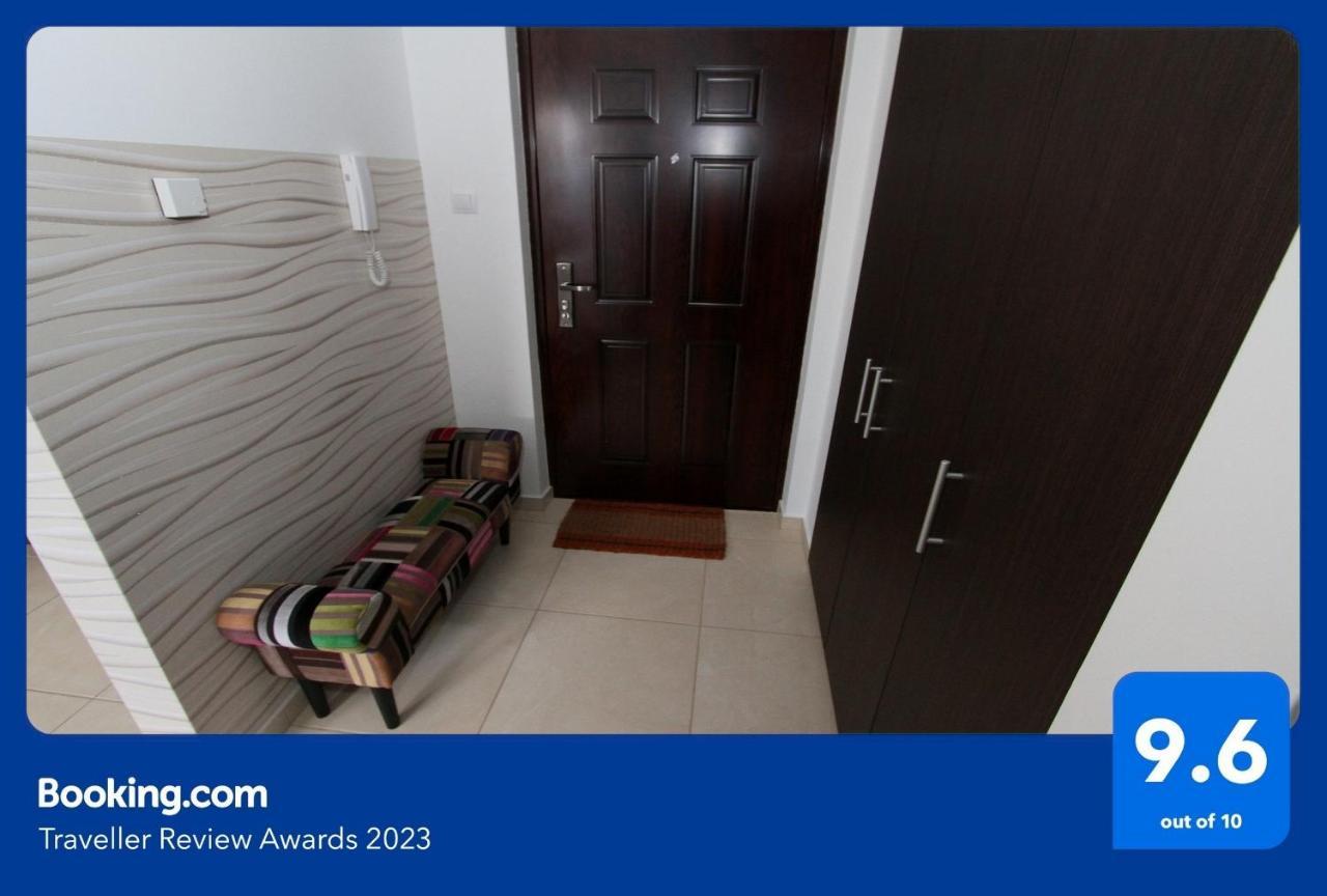 Blonde River Apartman Soter Сегед Экстерьер фото