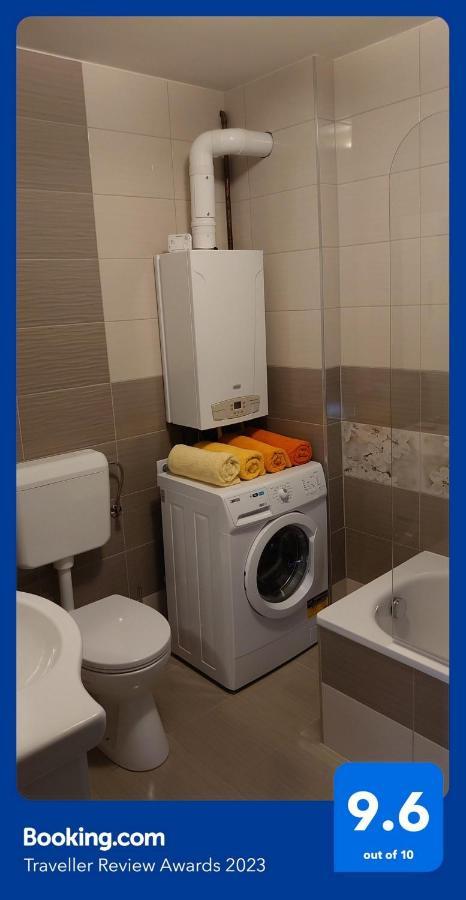 Blonde River Apartman Soter Сегед Экстерьер фото